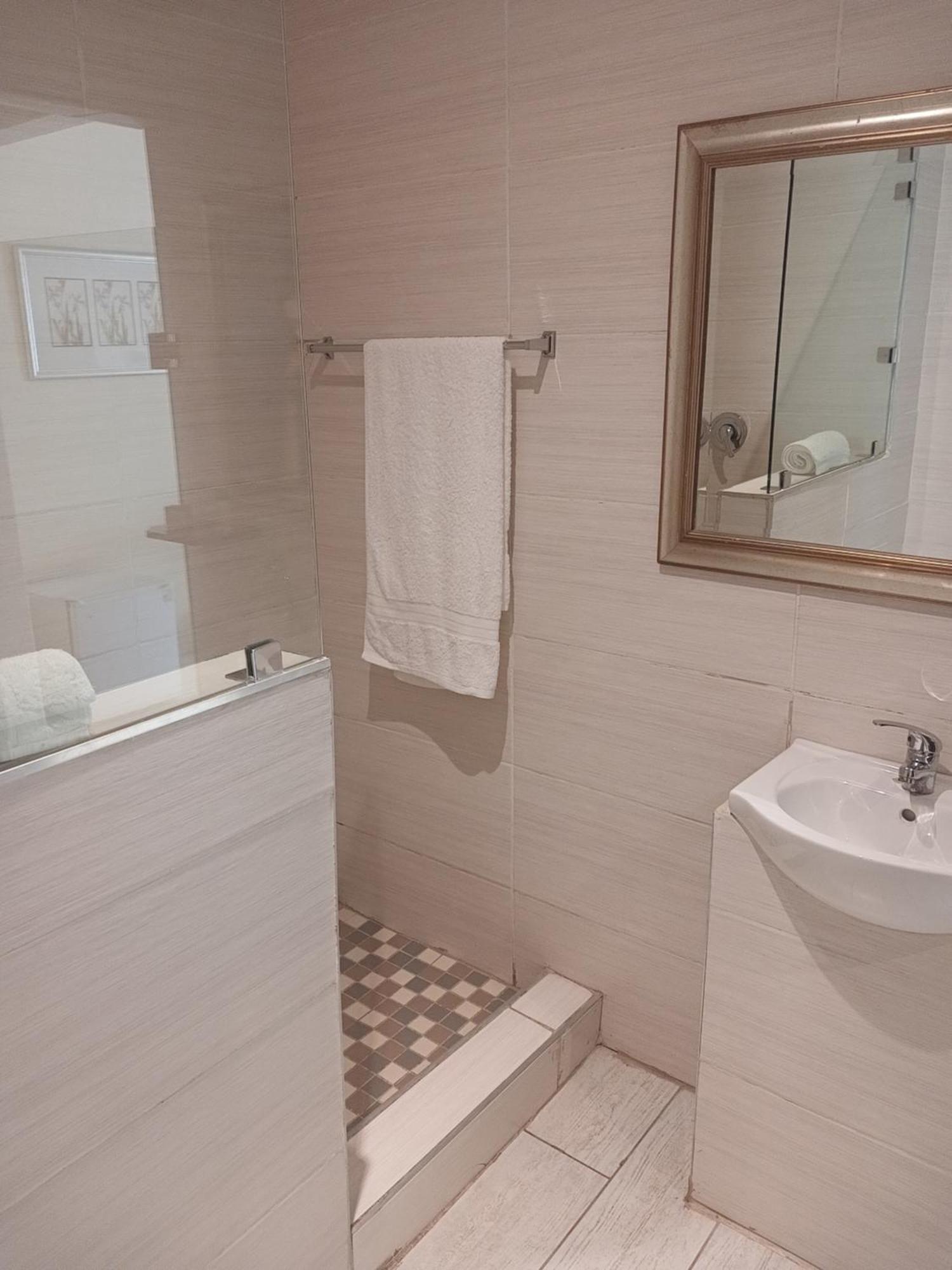 Villa Via Hotel Midrand Zewnętrze zdjęcie