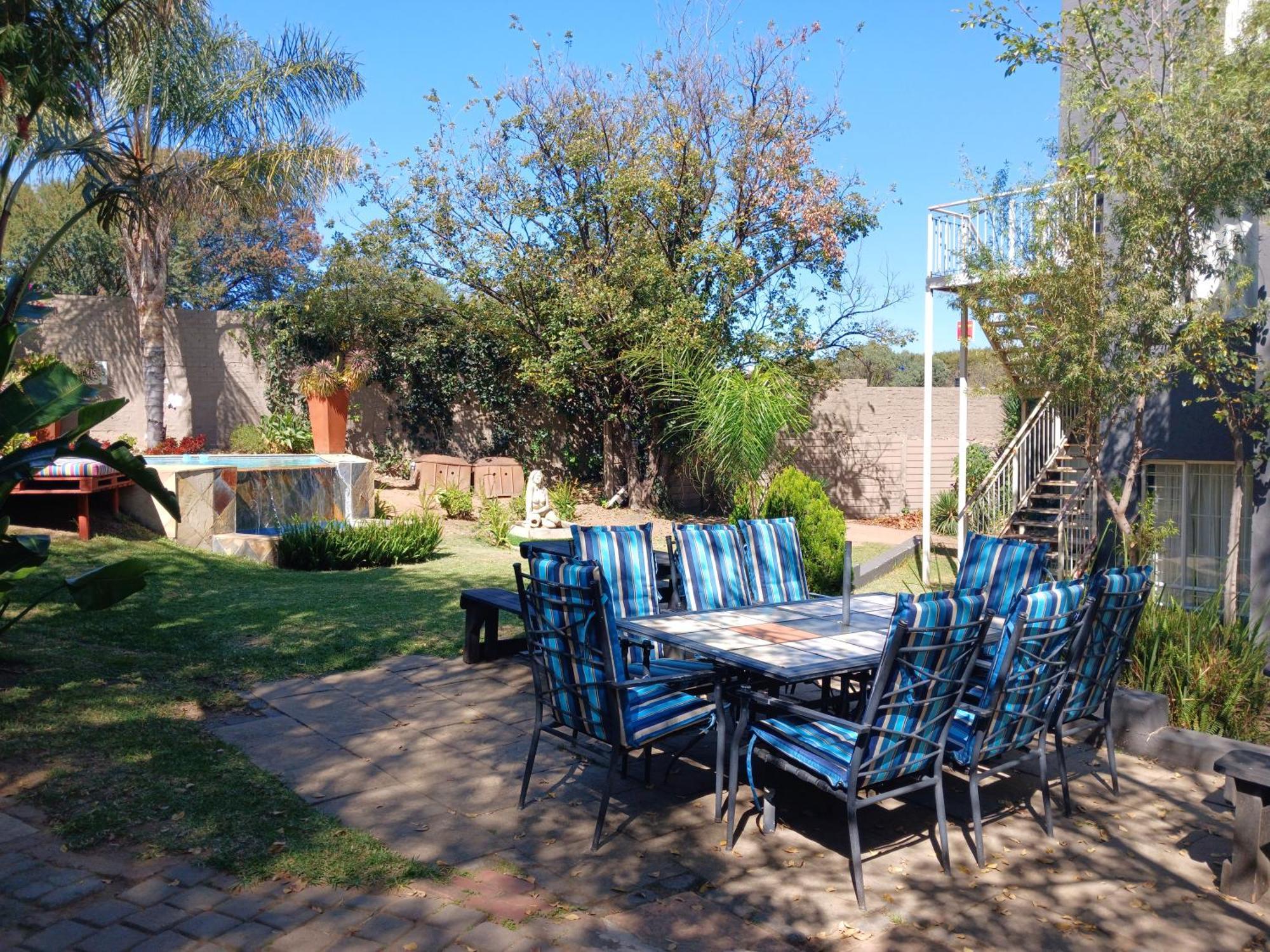 Villa Via Hotel Midrand Zewnętrze zdjęcie