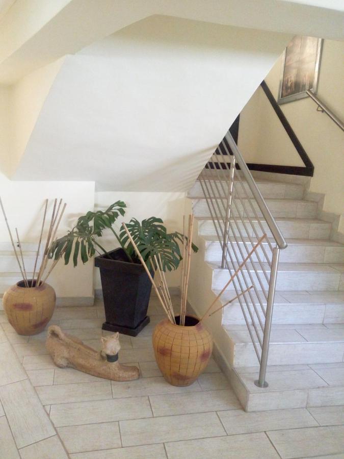 Villa Via Hotel Midrand Zewnętrze zdjęcie