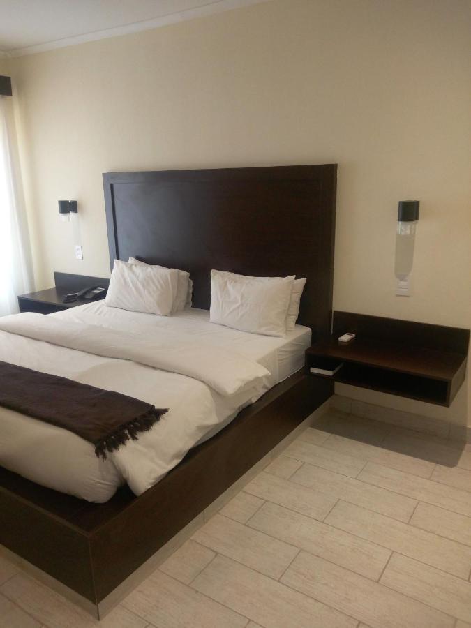 Villa Via Hotel Midrand Zewnętrze zdjęcie